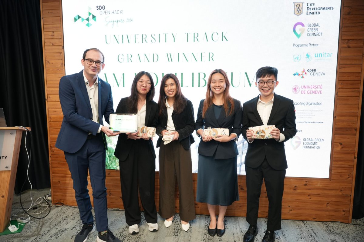 The winning AlgaCrete Team